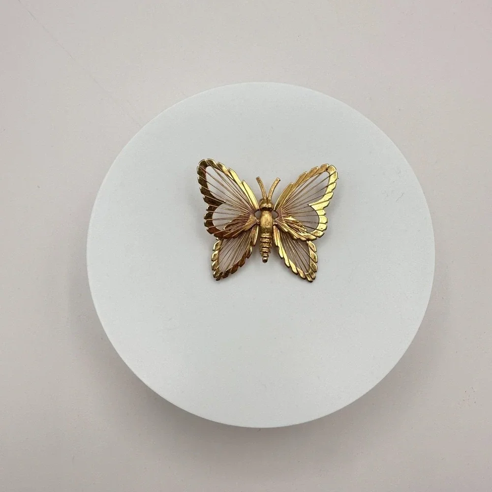Vintage‎ 80s Gold Tone Wire Mesh Wing Butterfly Brooch Statement Pin Jewelry Y2K